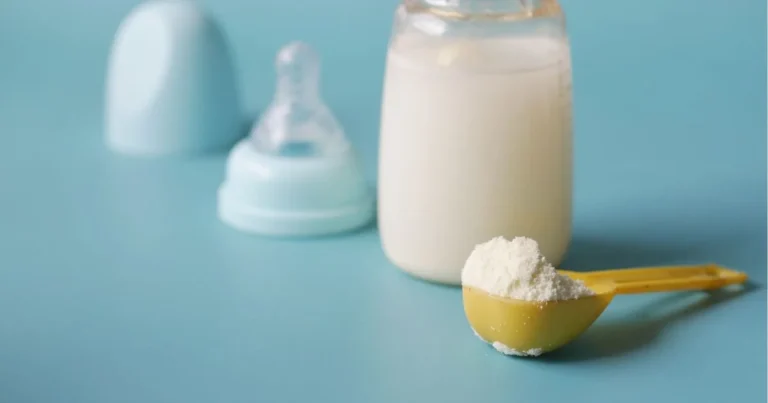 How Much Milk Does a Newborn Drink