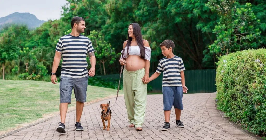 How to Stay Active During Your Pregnancy: Safe and Fun Ways to Keep Moving 5 Pregnant woman walking outdoors safely during pregnancy
